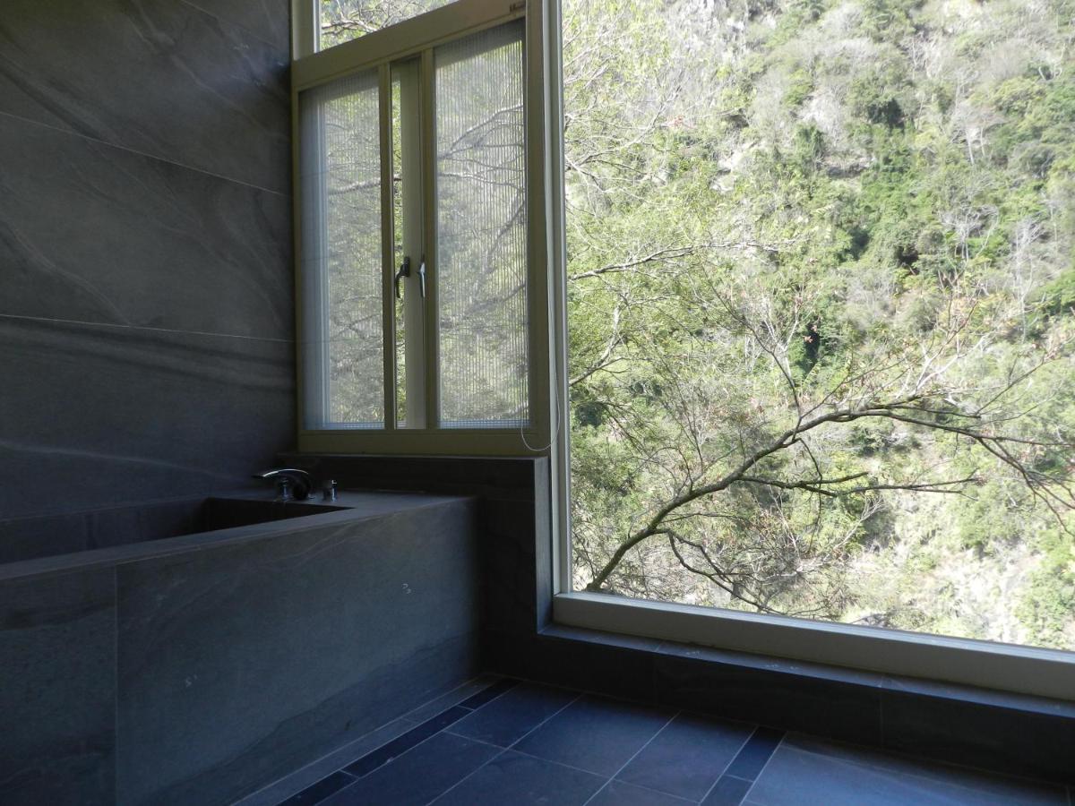 谷關明高溫泉 Mingao Hot Spring Resort Heping  Exteriör bild